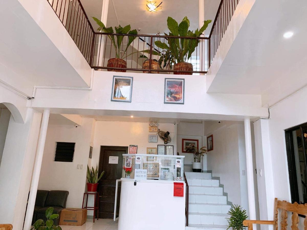 Luna Oslob Travellers Inn Extérieur photo