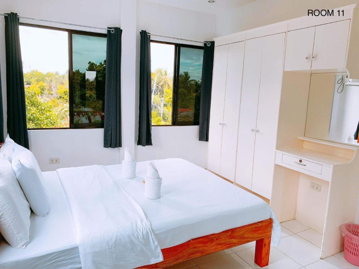 Luna Oslob Travellers Inn Extérieur photo