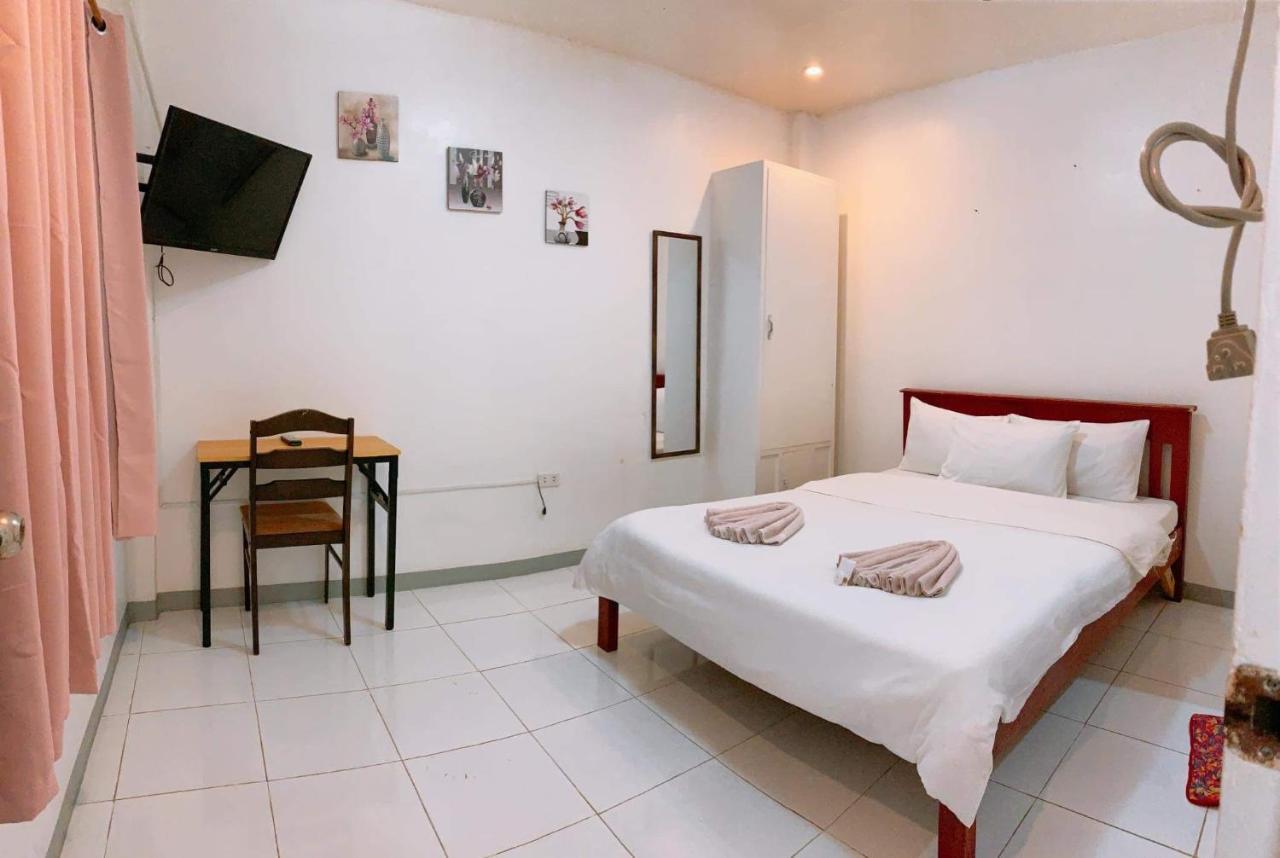 Luna Oslob Travellers Inn Extérieur photo