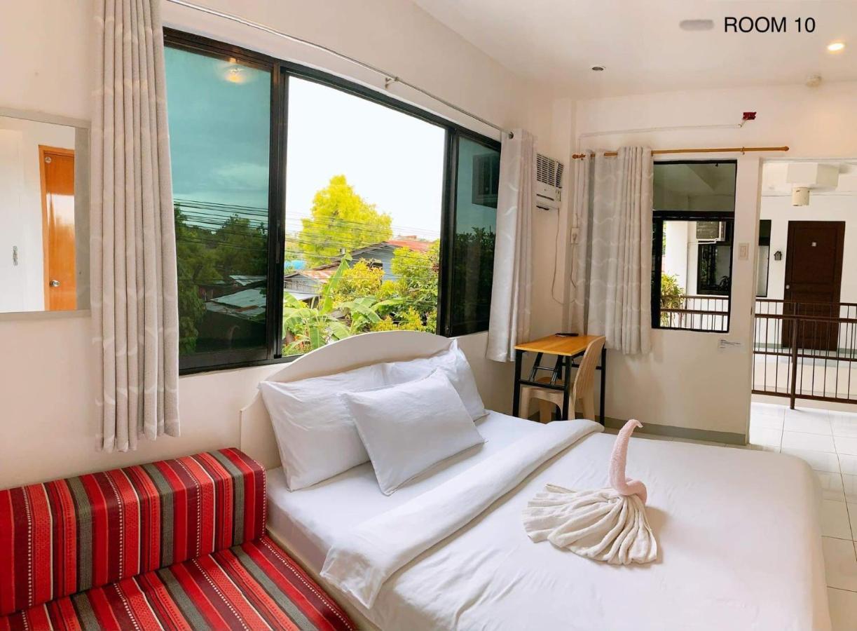 Luna Oslob Travellers Inn Extérieur photo